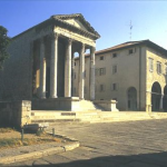 Tempio di Roma and Augusto